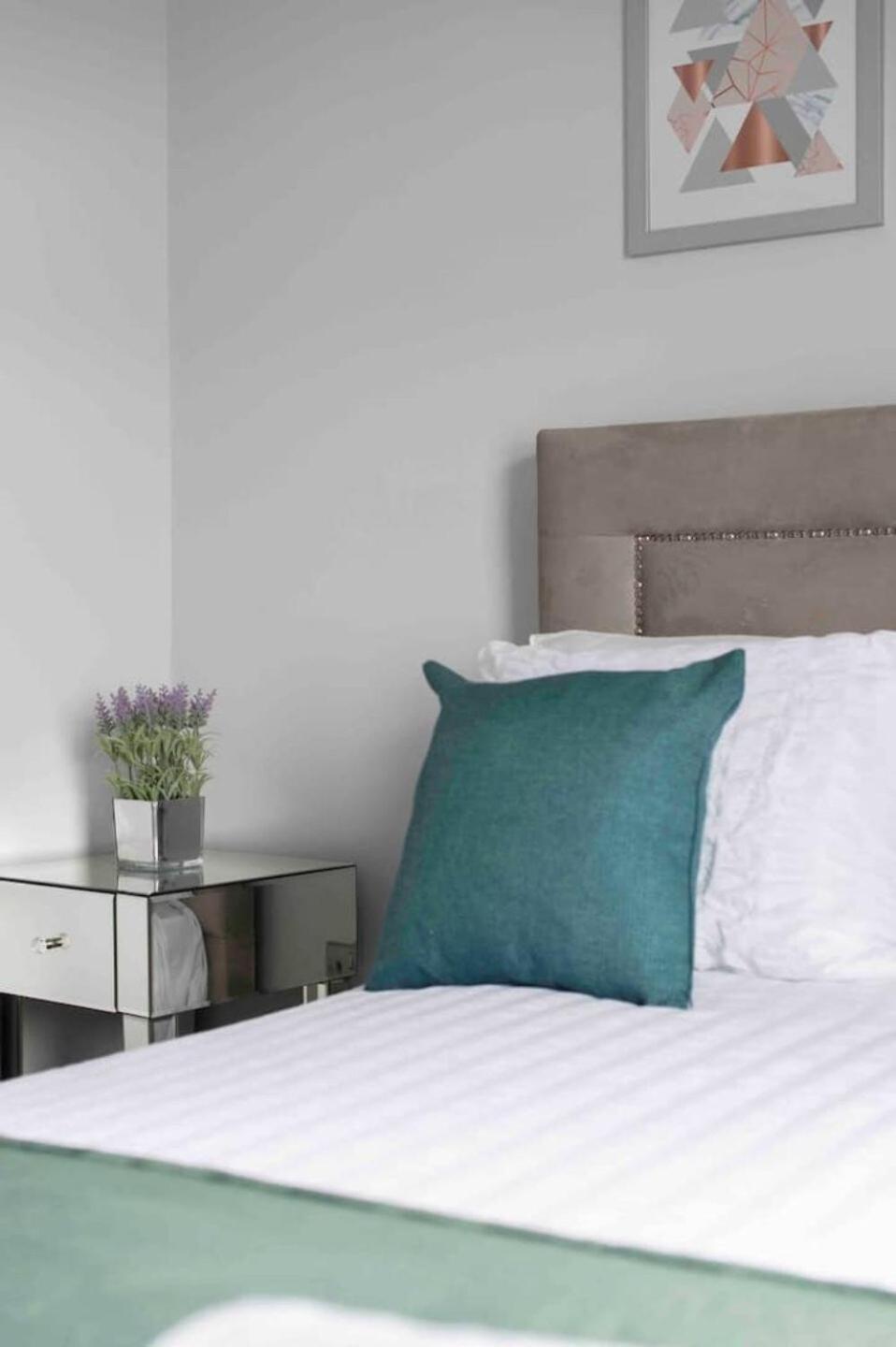 2 Bed House In Woolwich * Londres